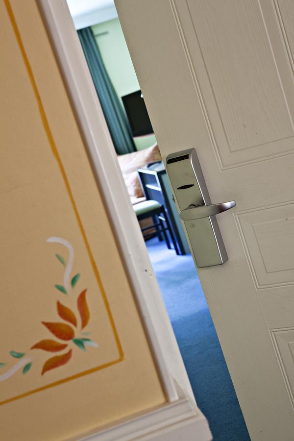 Hotel Athena Brides-les-Bains Exterior foto